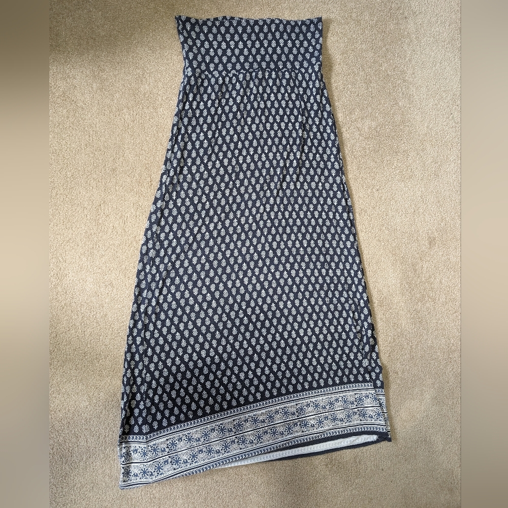 Max Studio Blue and White Maxi Skirt